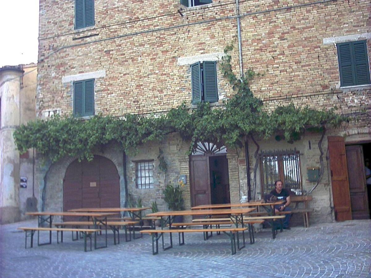 Flat In Fratte Rosa In The Historic Centre Lägenhet Exteriör bild